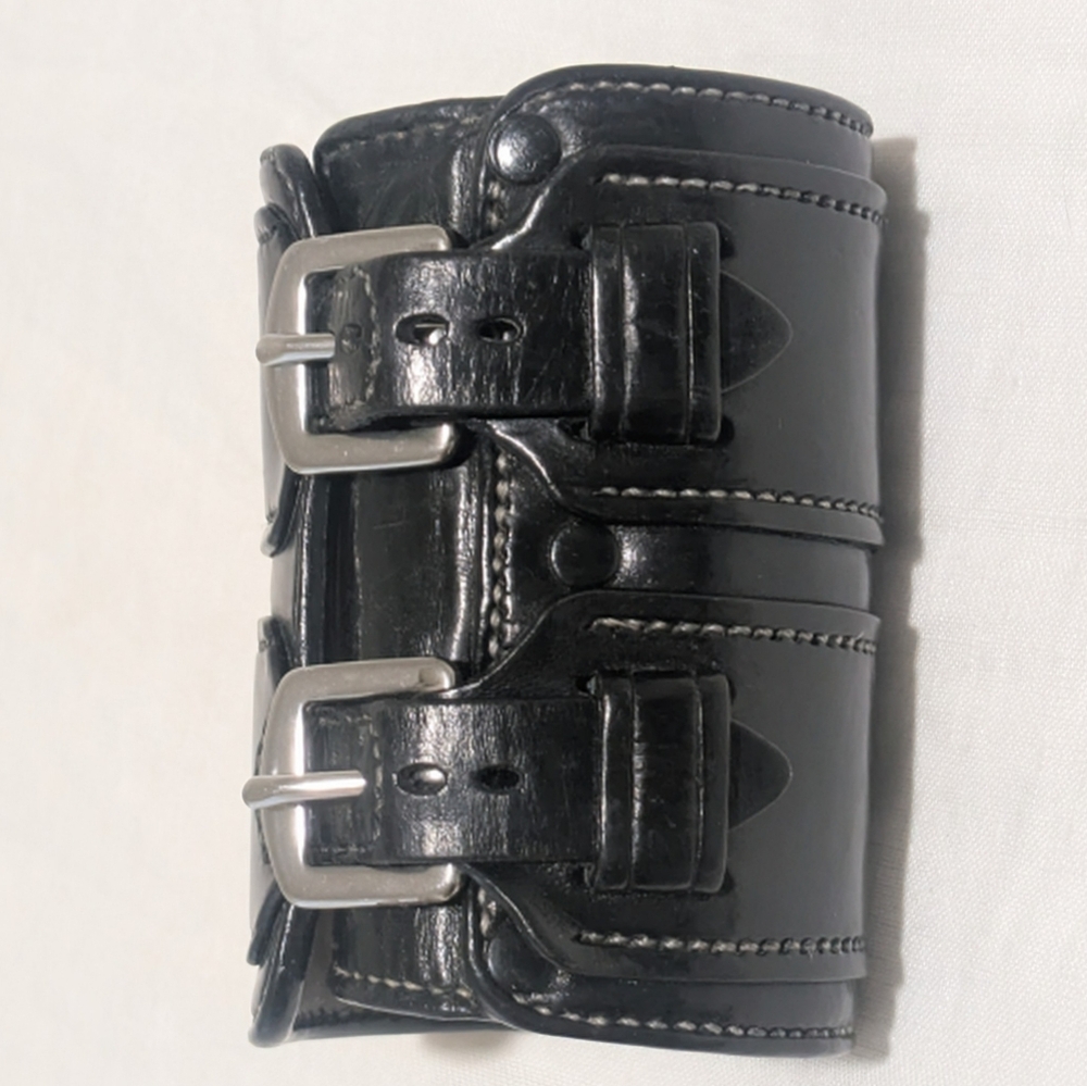 Black Leather Men's Cuff - Picture 3 of 10